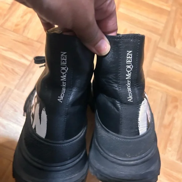 Alexander McQueen men’s boots Eu 43 - Picture 5 of 8